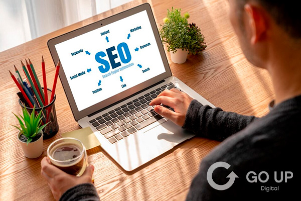 SEO Desvendado: A Maestria da Go Up no Mundo Digital